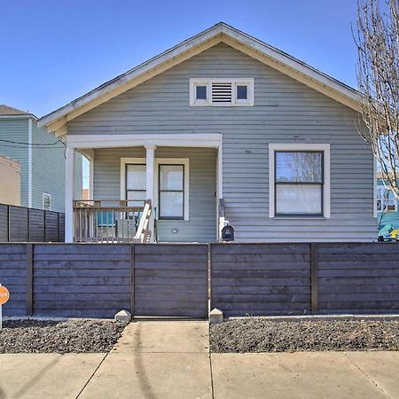 Cozy Beach Bungalow Near Galveston Seawall And Pier Εξωτερικό φωτογραφία